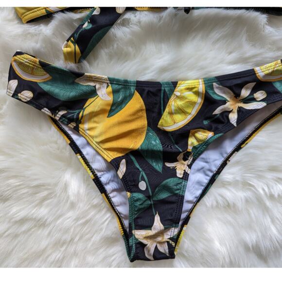 Shein Lemon Print Bandeau Bikini New Small - Picture 3 of 8